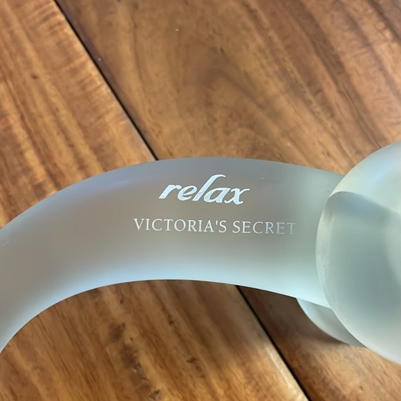 Plastic Body Massager by Victoria’s Secret - Picture 2 of 4